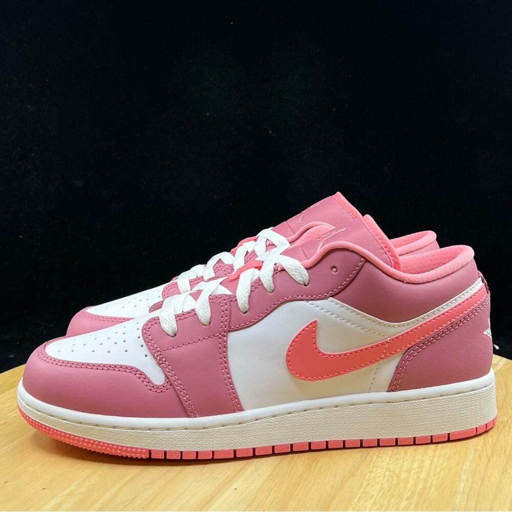 Air Jordan 1 Low GS Berry Pink 553560-616 Size 6Y/ 7.5 Wmns Retro Sneakers - Picture 7 of 9